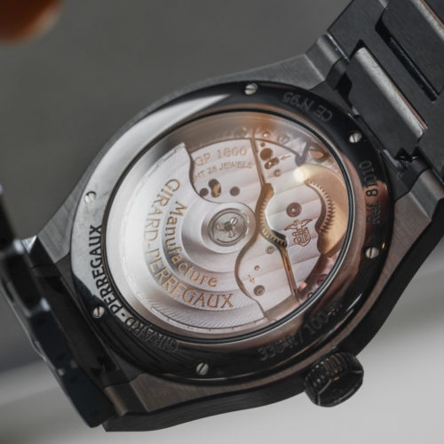 Girard-Perregaux Laureato Black Ceramic Watch Hands-On | aBlogtoWatch