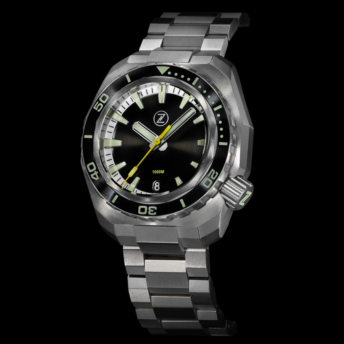 Zelos Watch's new Hammerhead Titanium 1000M Diver Zelos-Hammerhead-Titanium-1000m-Dive-Watch-03