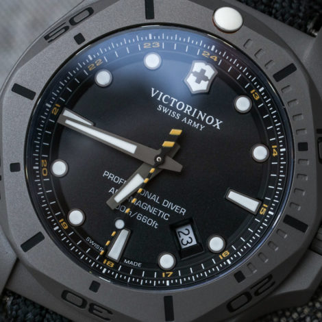 victorinox swiss army inox professional diver titanium black dial