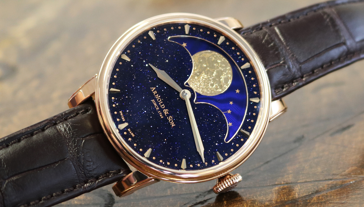 Continuing the recent trend of aventurine dials, Arnold & Son has r...