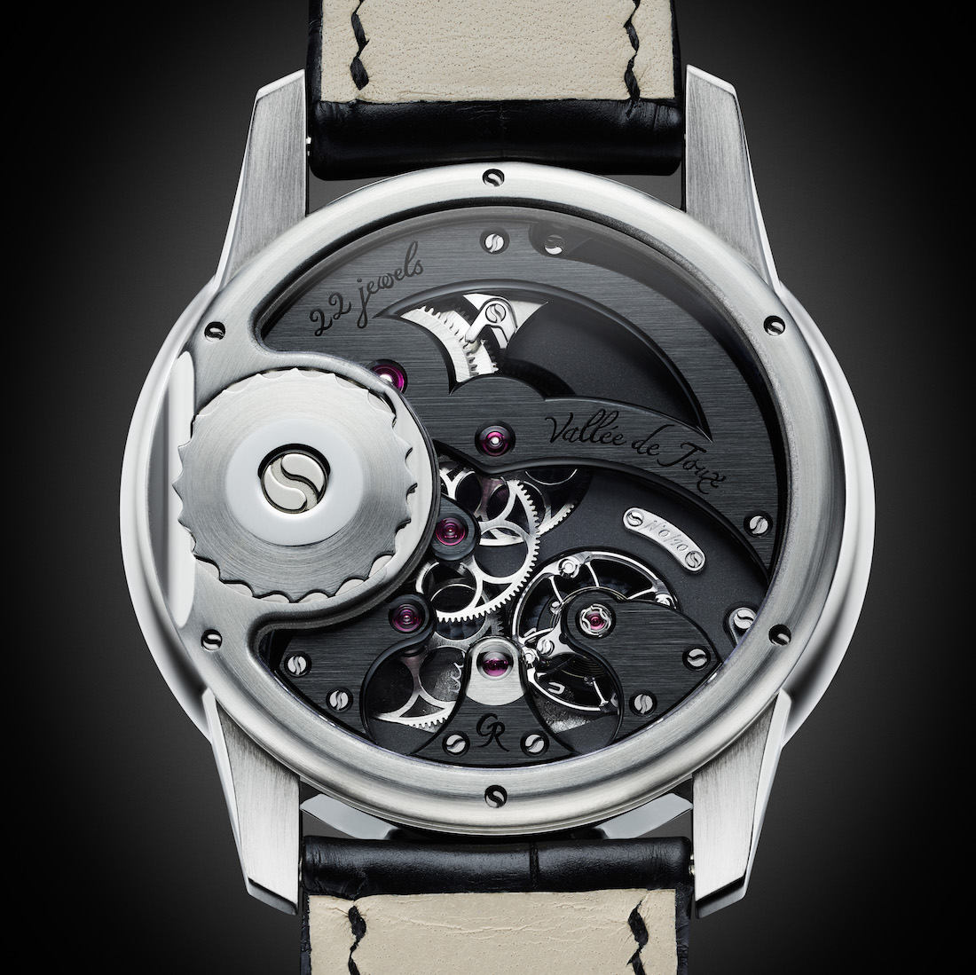 Romain-Gauthier-Prestige-HMS-Stainless-Steel-Watch-Movement-Close-Up