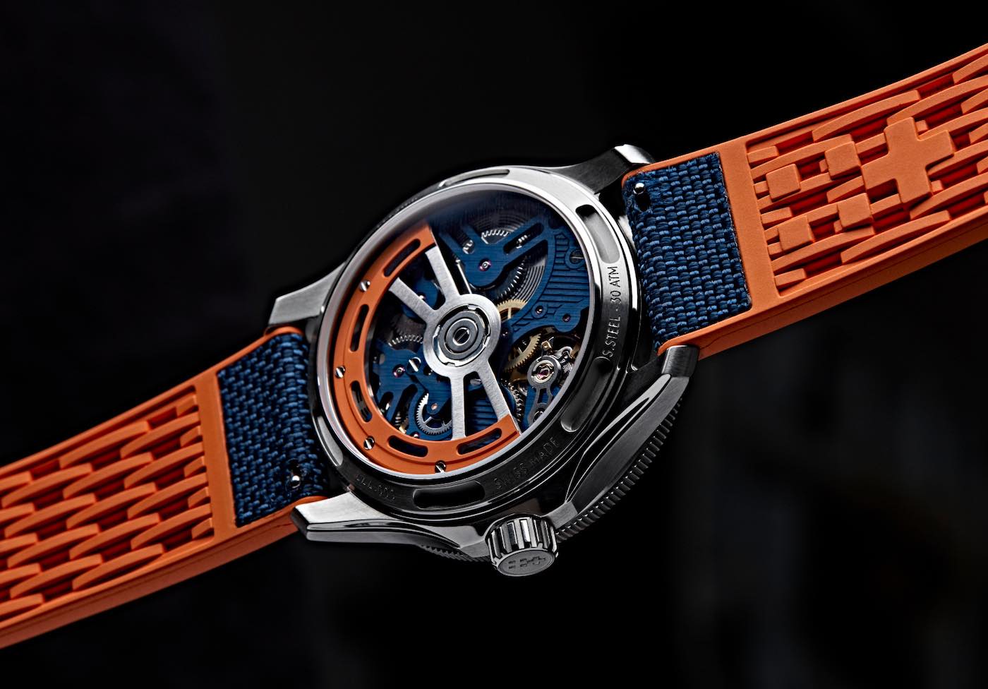 Christopher-Ward-C60-Apex-Limited-Edition-Dive-Watch
