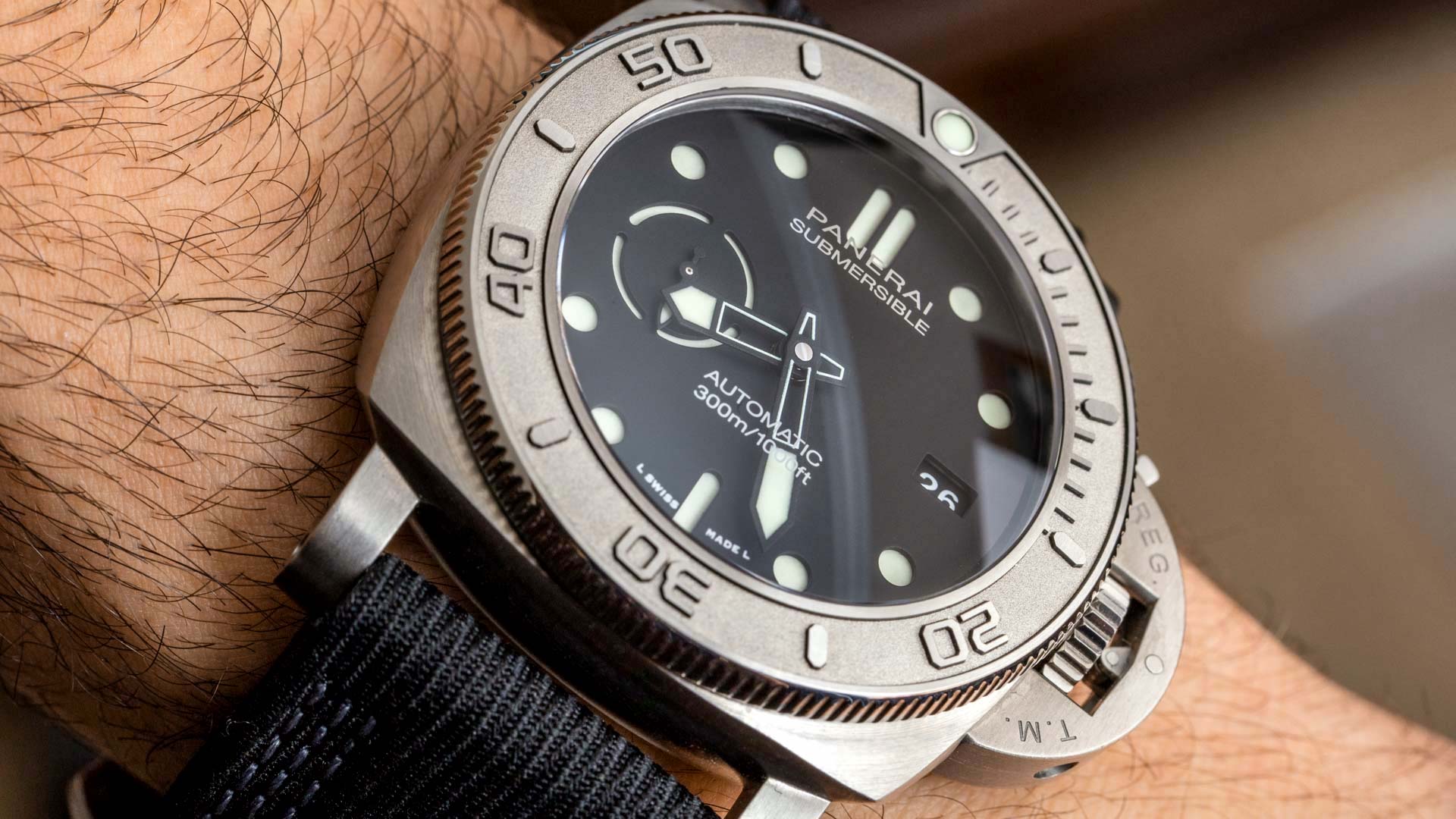 Panerai Submersible Mike Horn Edition PAM00984 Watch Review