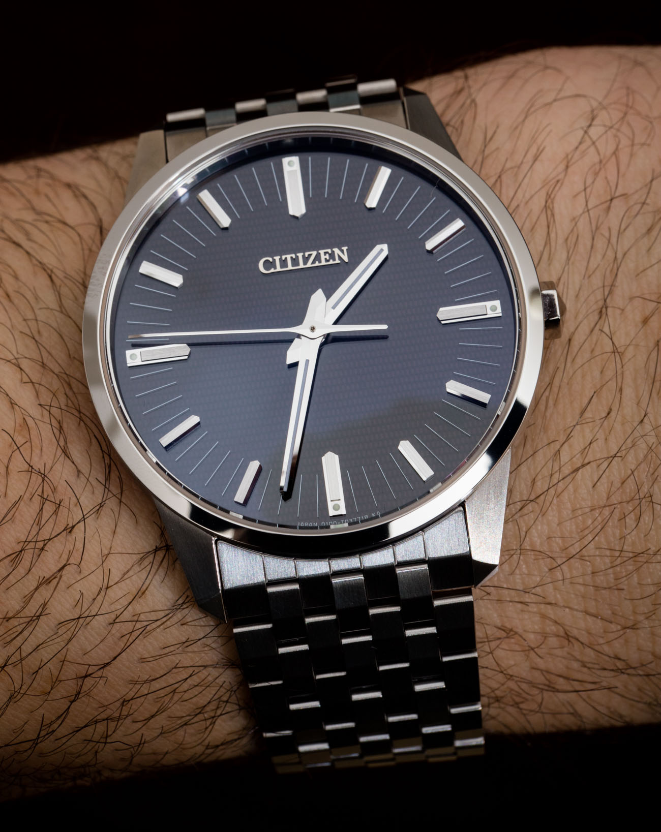 Citizen Caliber 0100 World's Most Accurate Watch Review | aBlogtoWatch