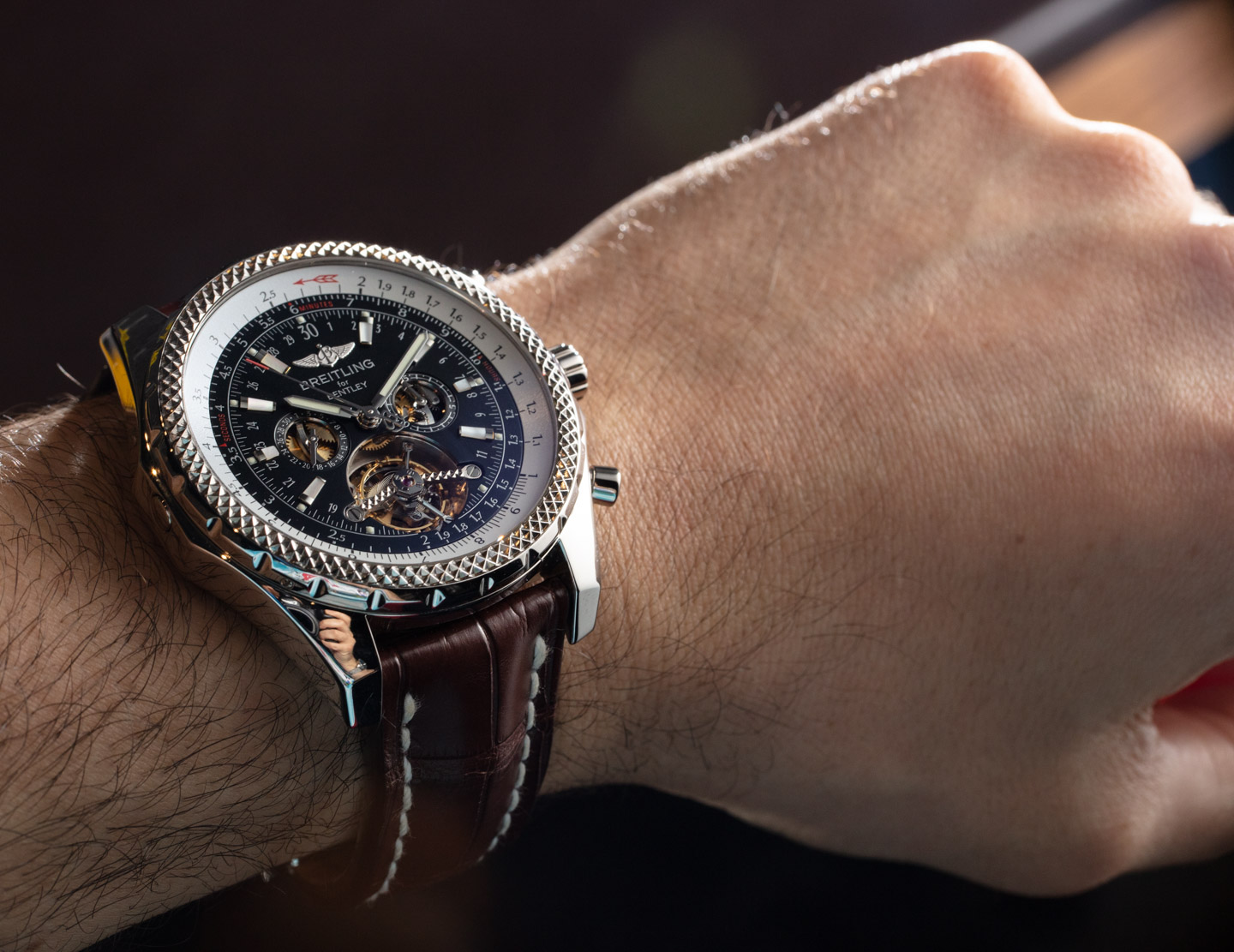 شاحنة ثقيلة مارتن لوثر كينغ جونيور أطمح  Hands-On: Breitling For Bentley Mulliner Tourbillon Chronograph Watch |  aBlogtoWatch