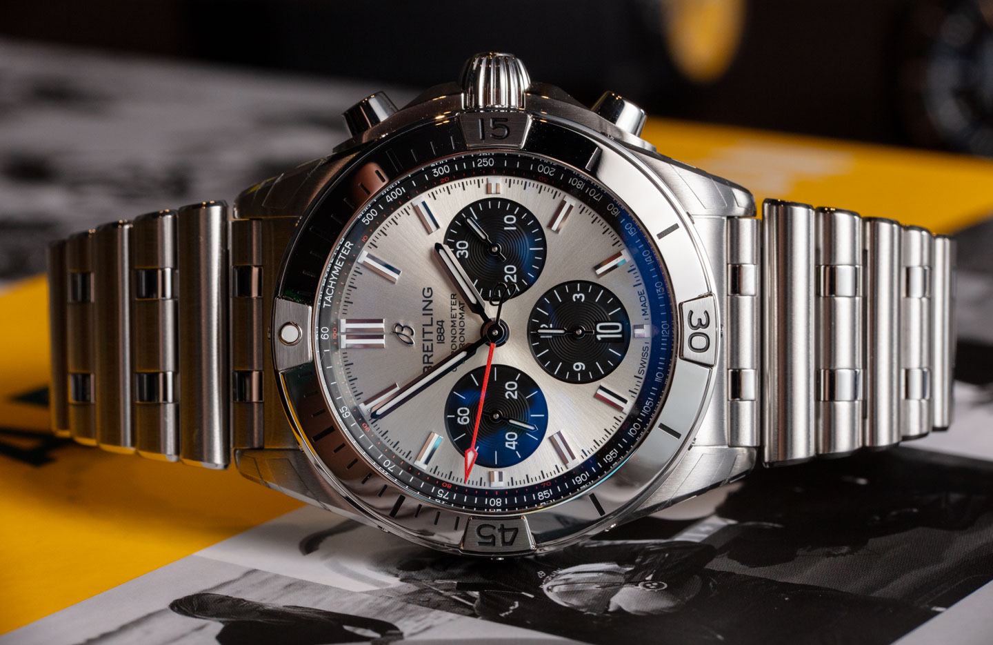 Hands-On: Breitling Chronomat B01 42 Watch Hands-On 