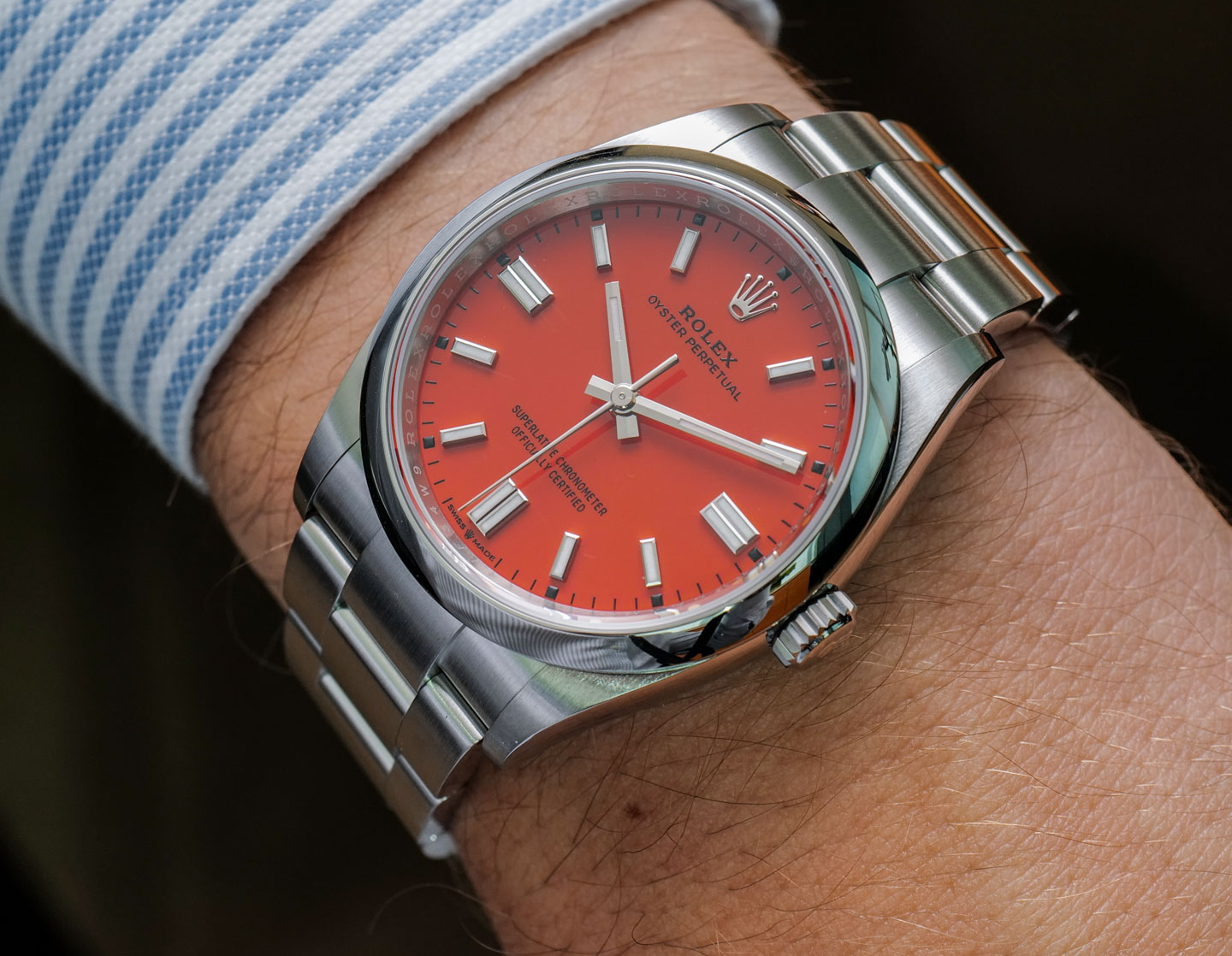 Rolex-Oyster-Perpetual-36-126000-watch-16.jpg