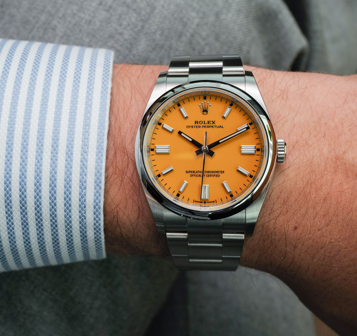 Rolex-Oyster-Perpetual-36-126000-watch-3.jpg