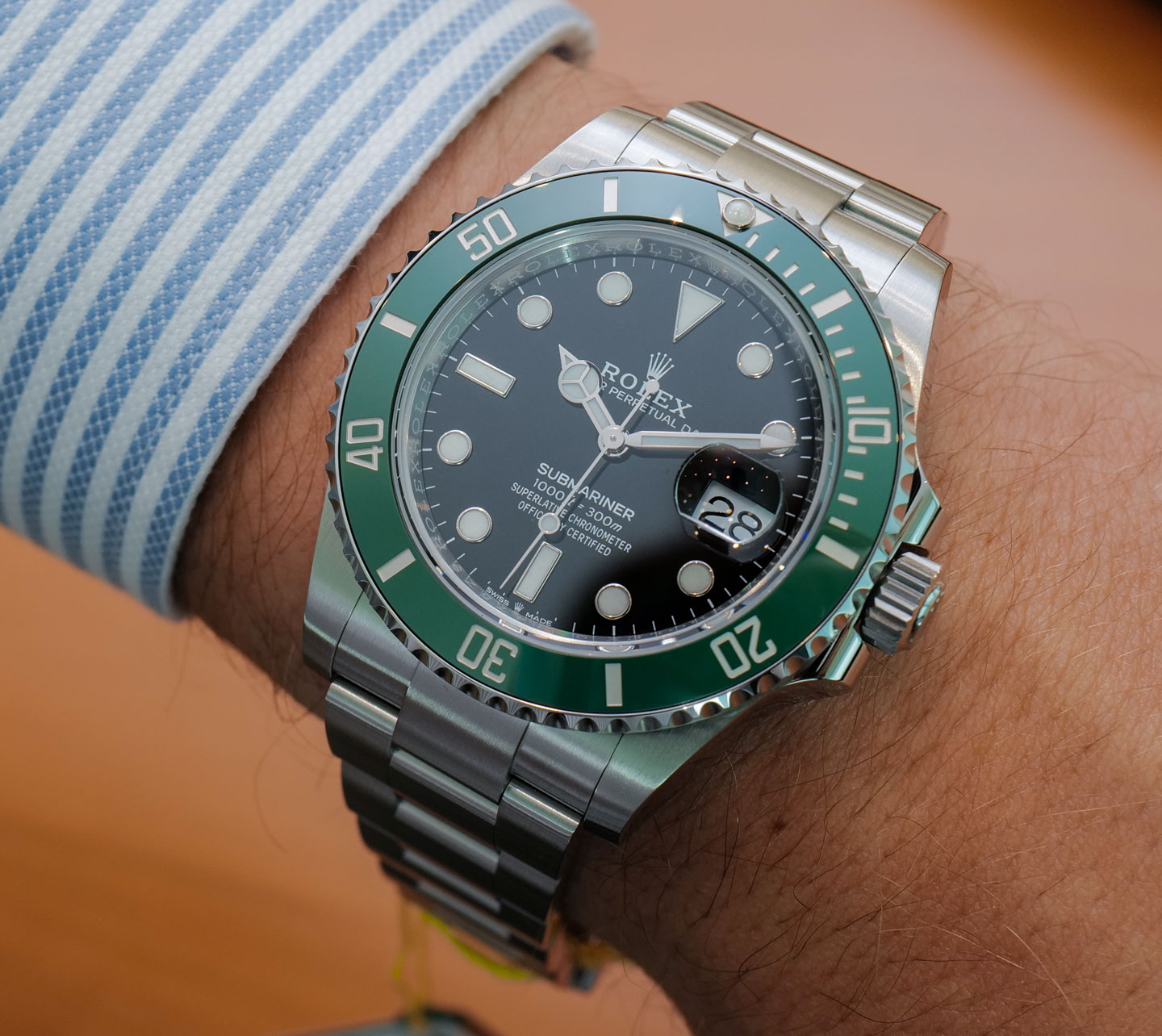 Rolex Submariner 126610LV fake Watch With Green Ceramic Bezel Debut