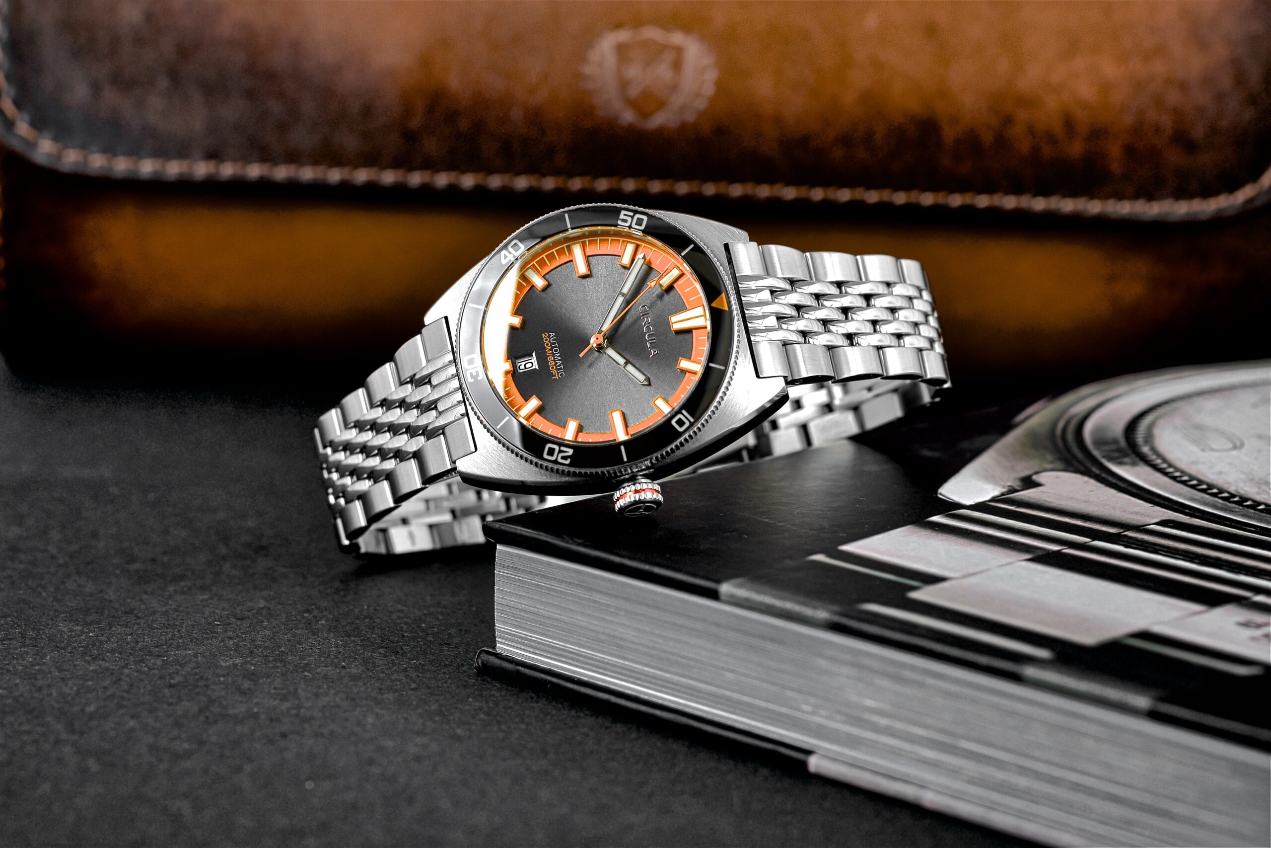 Circula AquaSport Diver: 1970s Skin Diver-Style Watch With Modern Colors And Materials