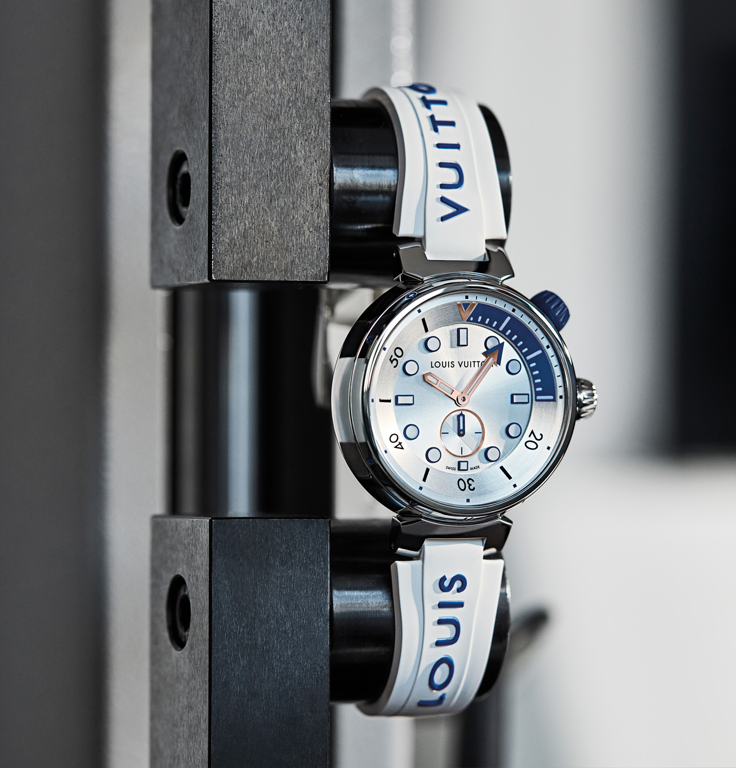 Louis Vuitton Tambour Street Diver : la nouvelle montre signée LV