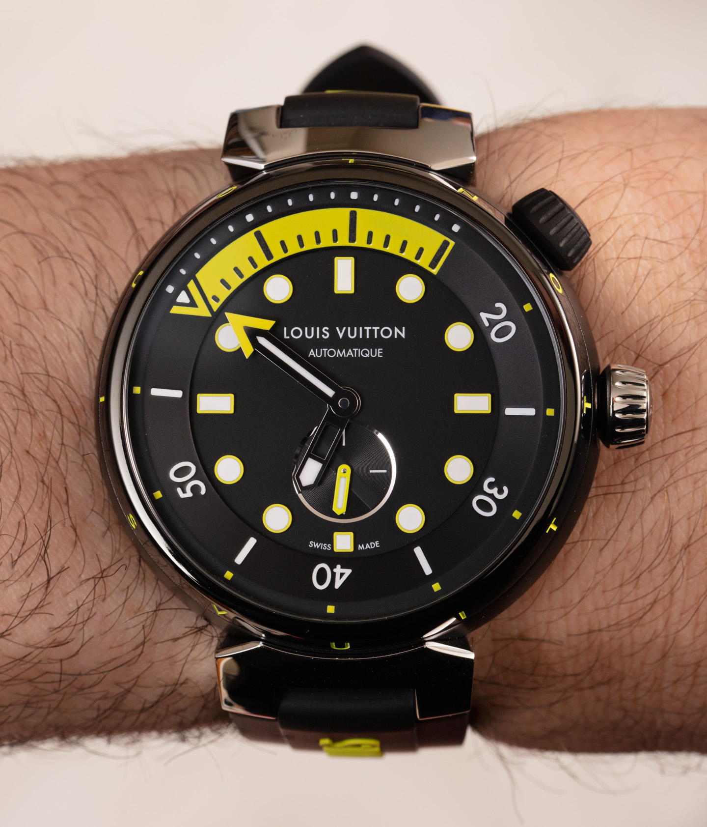 Used Louis Vuitton tambour diver Q10311 watch ($1,252) for sale - Timepeaks