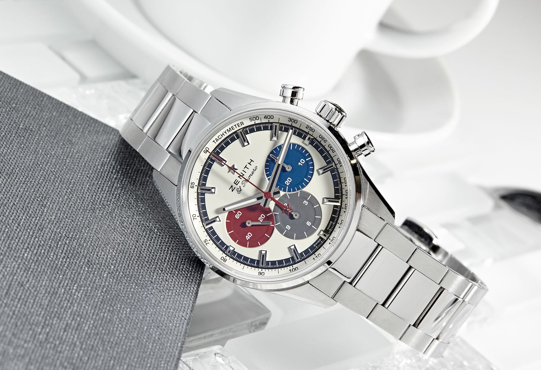 Hands-on and in-depth with the new Zenith Chronomaster El Primero