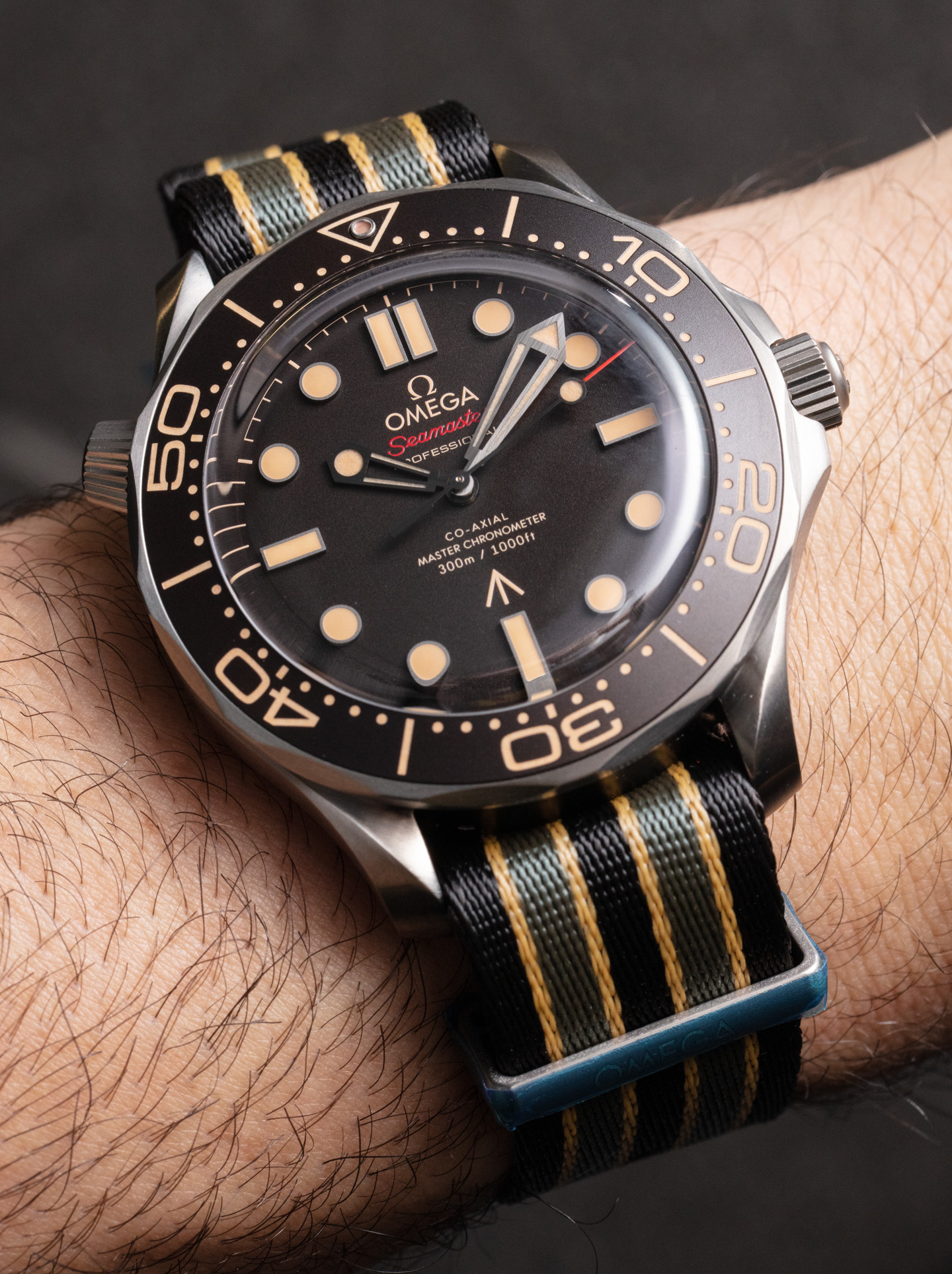 Hands-On: Omega Seamaster 300M 007 'No Time To Die' Watch For Daniel Craig  | aBlogtoWatch
