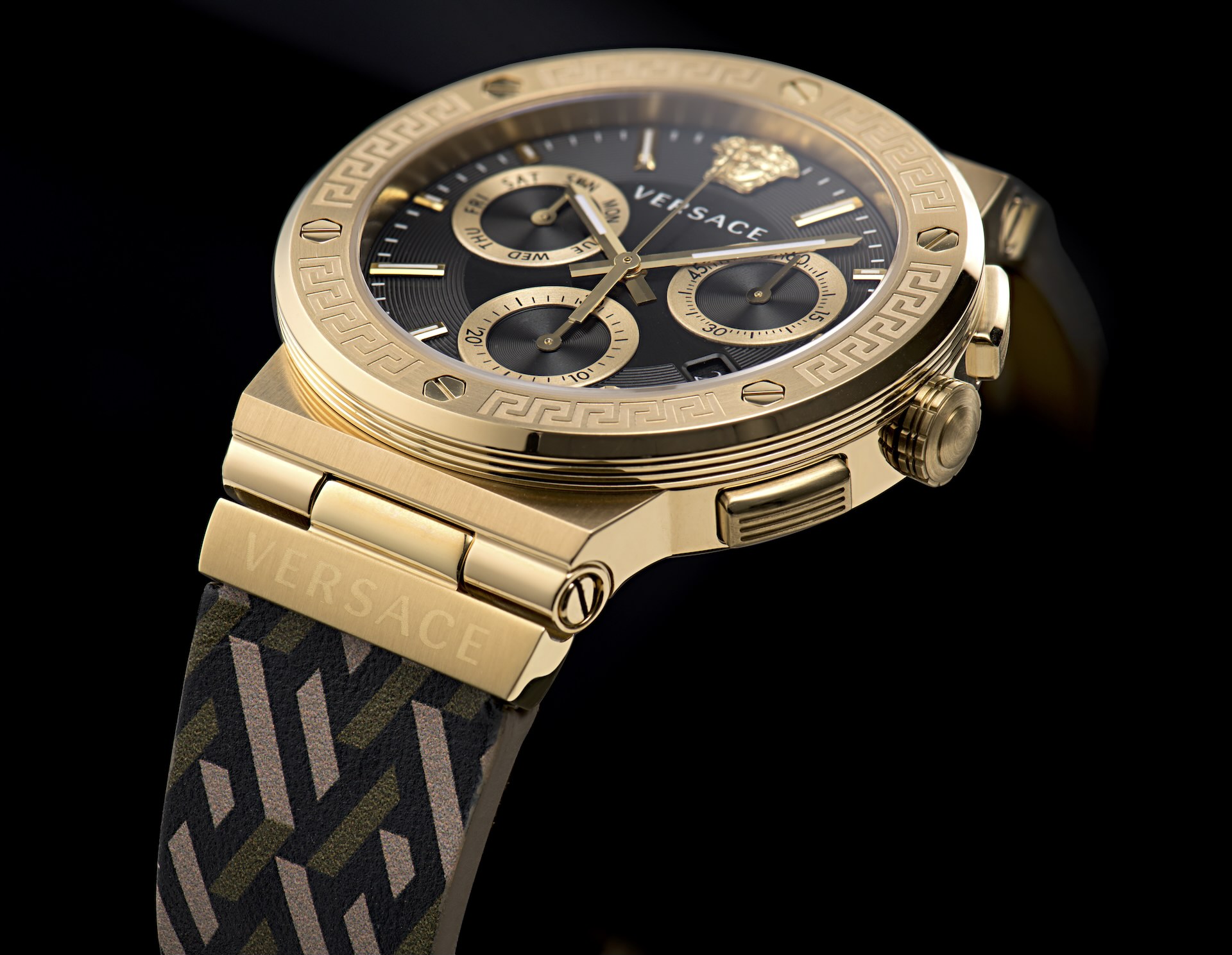 aBlogtoWatch The Gold Versace and Greca Goes Logo Chrono | With Bold
