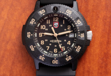 Luminox Steel Colormark 3150 Watch Hands-On | aBlogtoWatch
