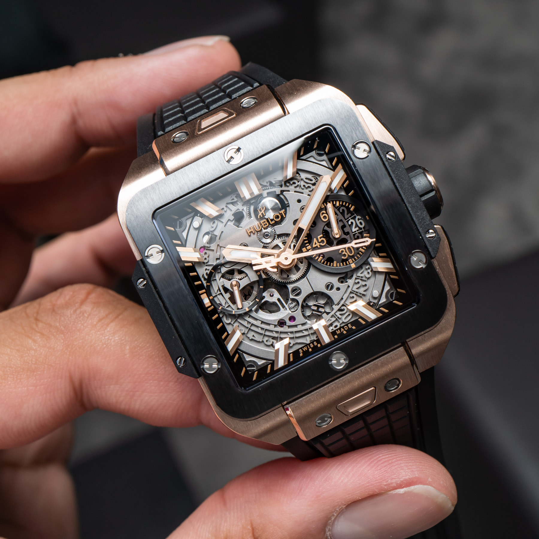 Buy the latest luxury watches from Hublot/Big Bang now!