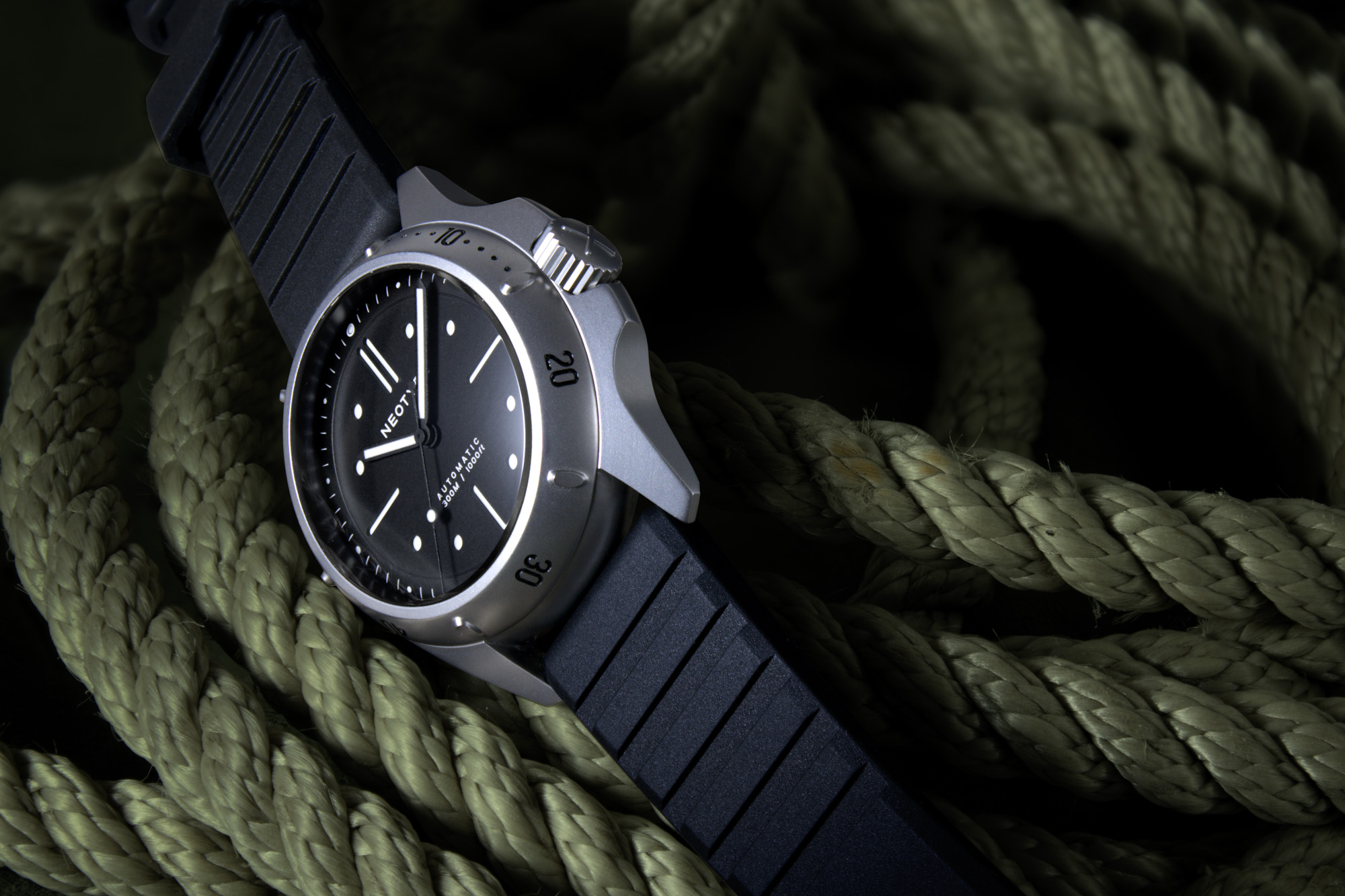 Men's watch - Black/Black PVD Steel - Model LM01 Type D