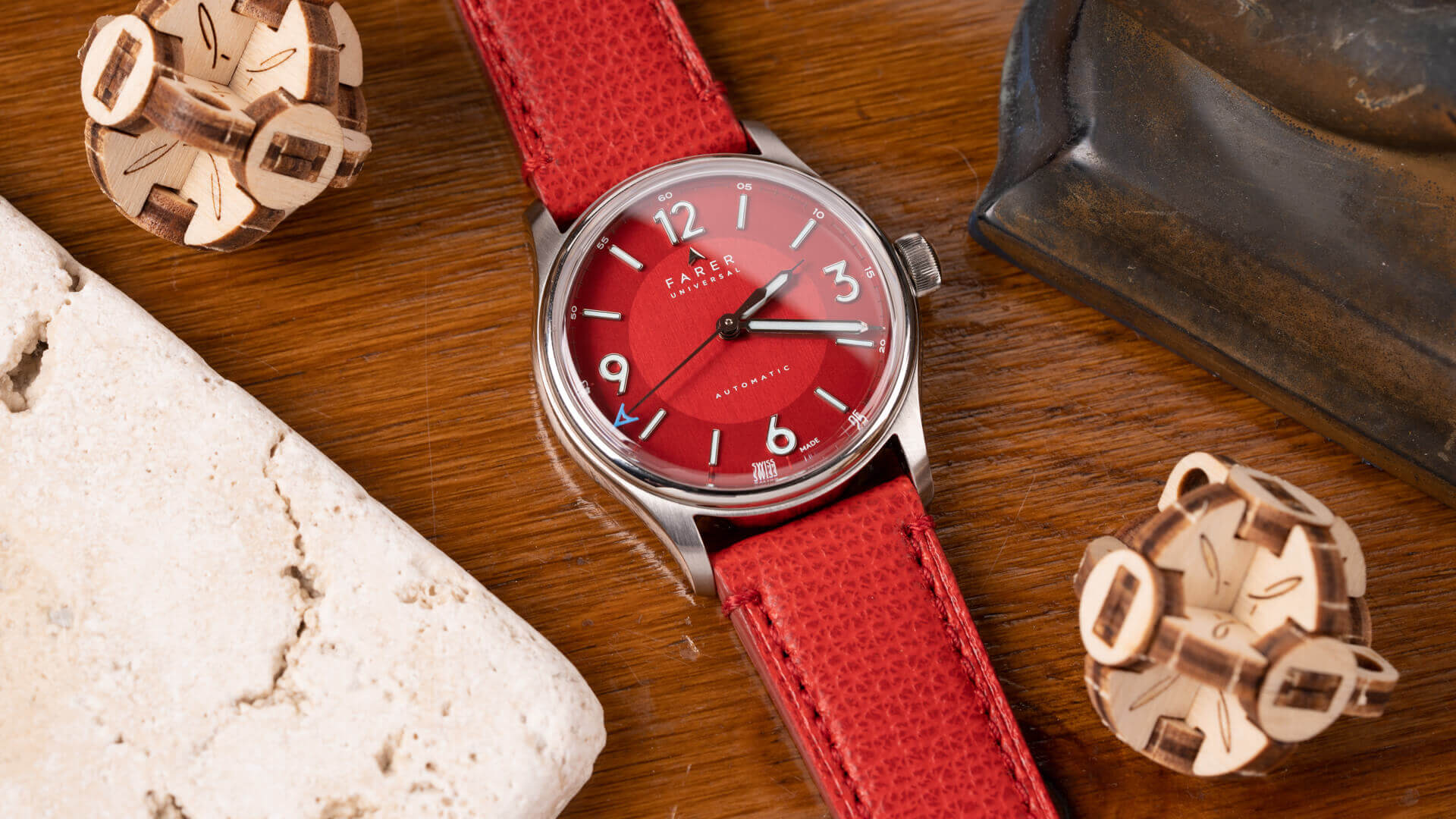 Farer 36mm Three Hand Discovery Red