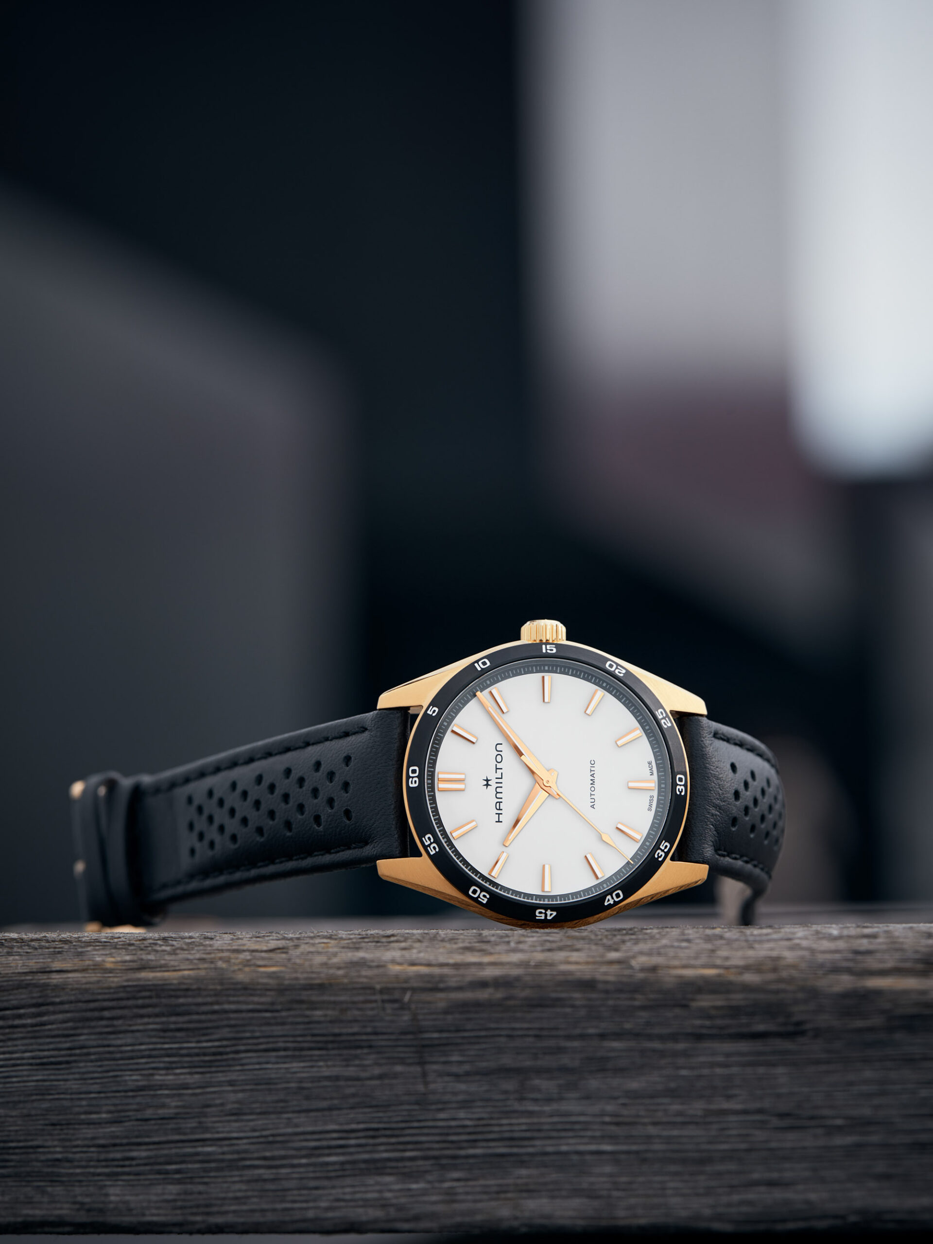 Hamilton Launches the Jazzmaster Performer Line with a New