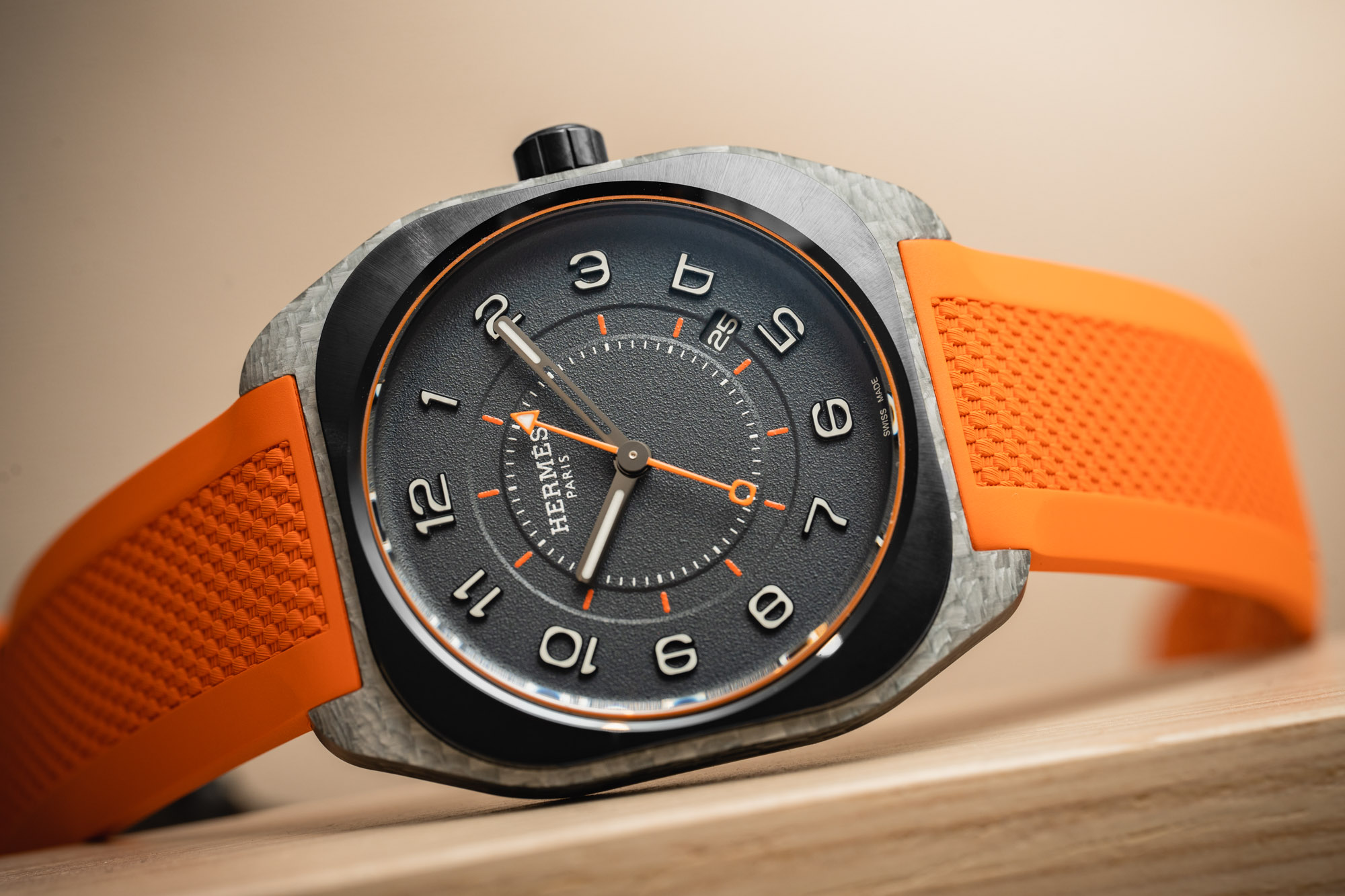 Hands-On: Hermes H08 Watch With New Colors & Style For 2023 