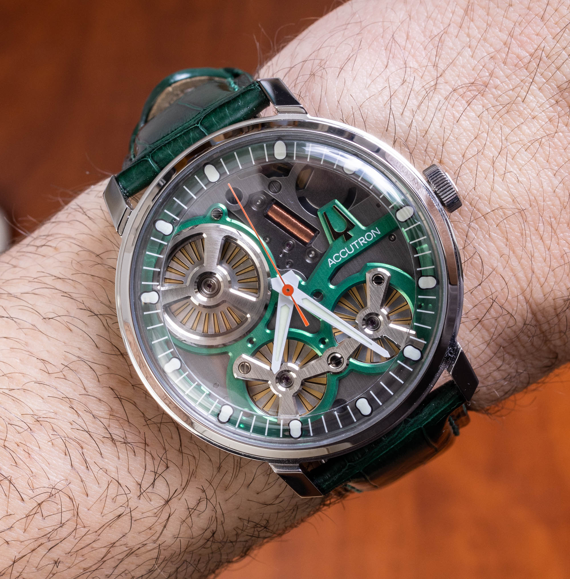 Watch Review: Accutron Spaceview 2020 With Electrostatic Power