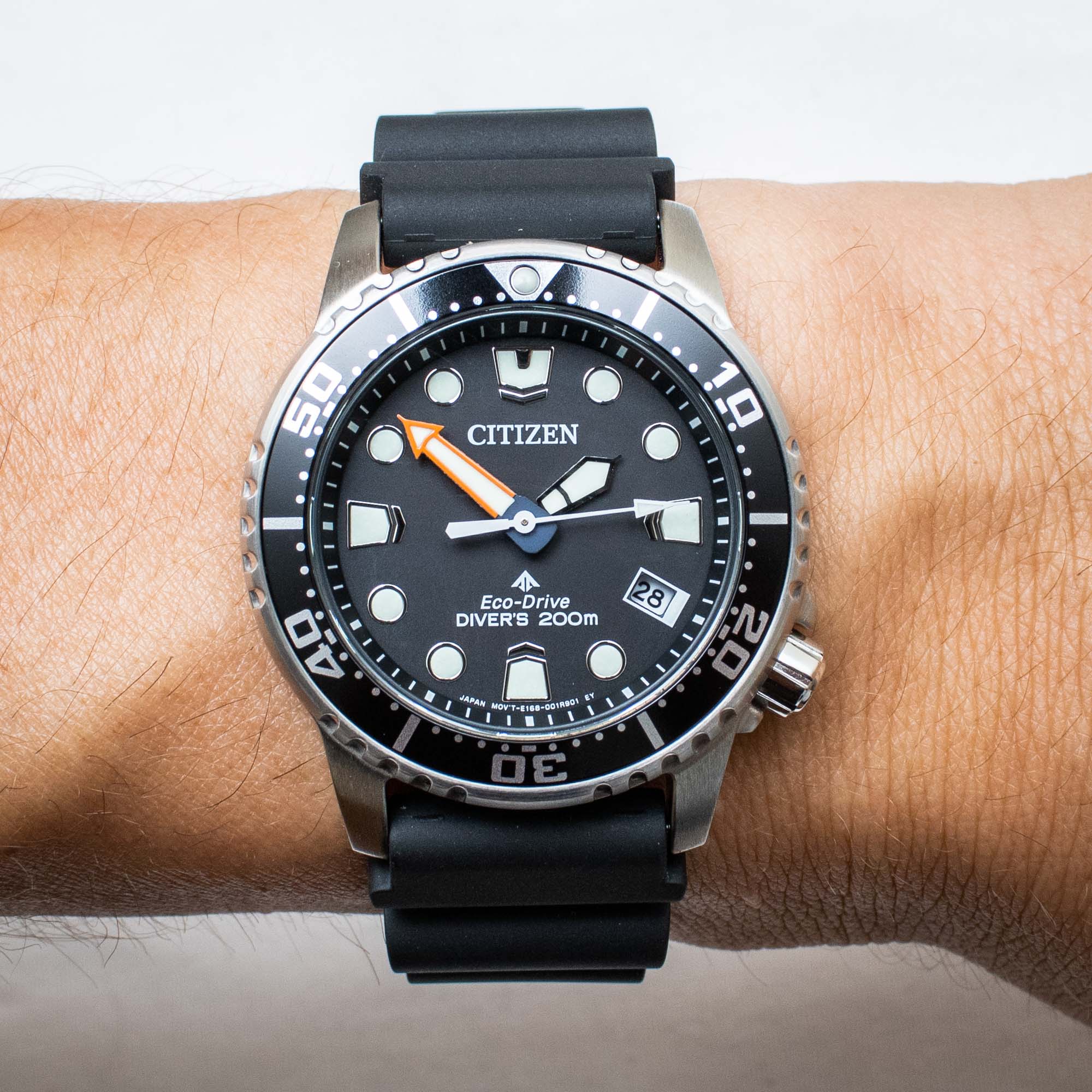 Hands-On: Citizen Promaster Dive 37mm EO2020-08E Watch
